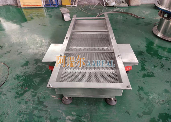 Pantalla de vibración lineal de acero inoxidable de grado alimenticio de 450*1500 mm para soja negra